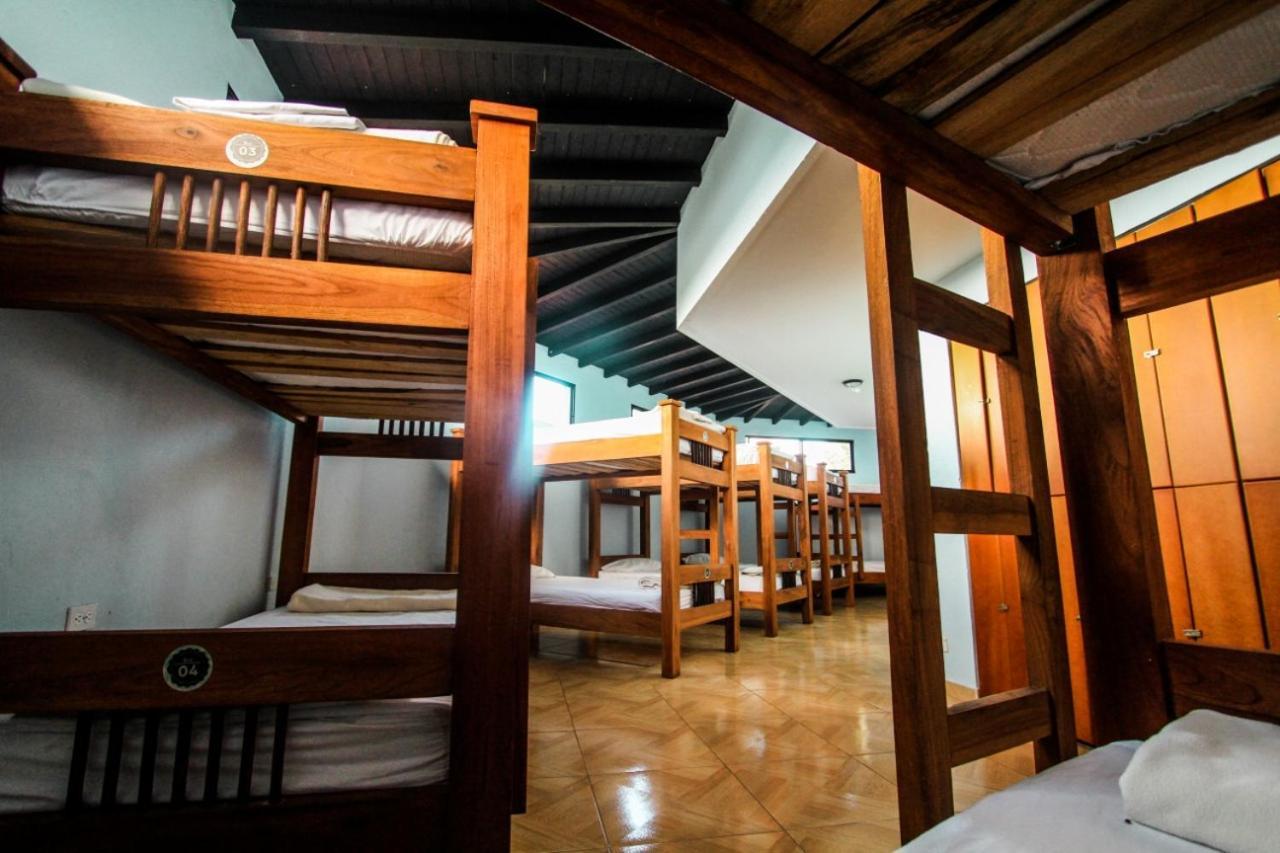 Happy Buddha Hostel & Lodge Guatape Ruang foto