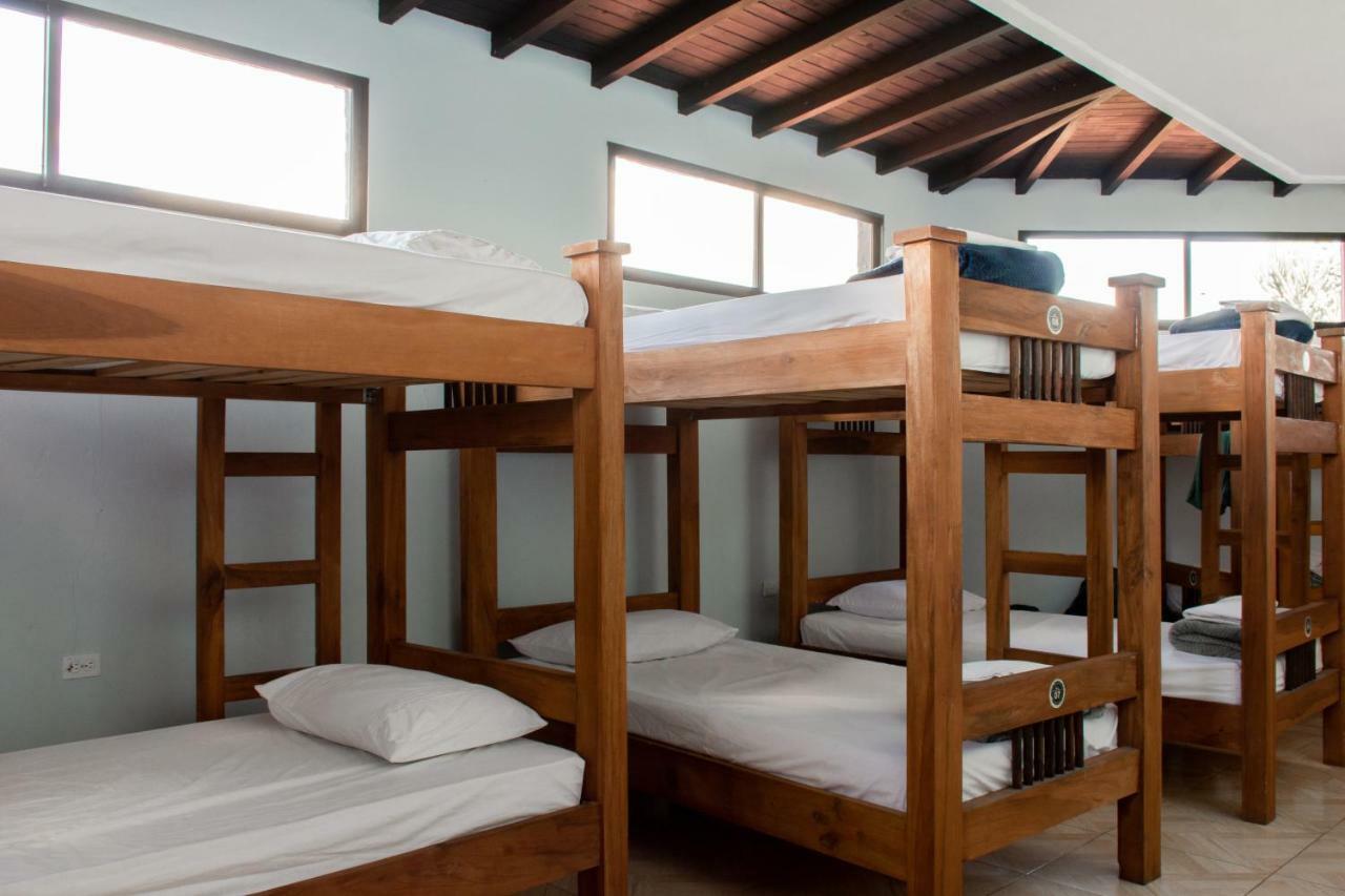 Happy Buddha Hostel & Lodge Guatape Bagian luar foto